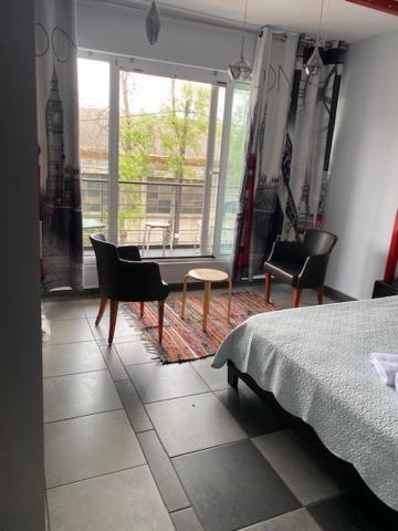 αρέθουσα Mezzanine 60 τμ * Chalkís